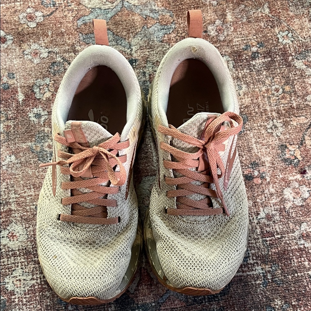 Brooks Revel Tennis Shoes